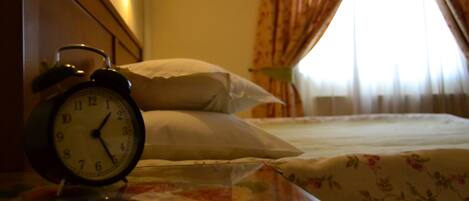 Ropa de cama de alta calidad, cubrecamas y colchones con pillow-top