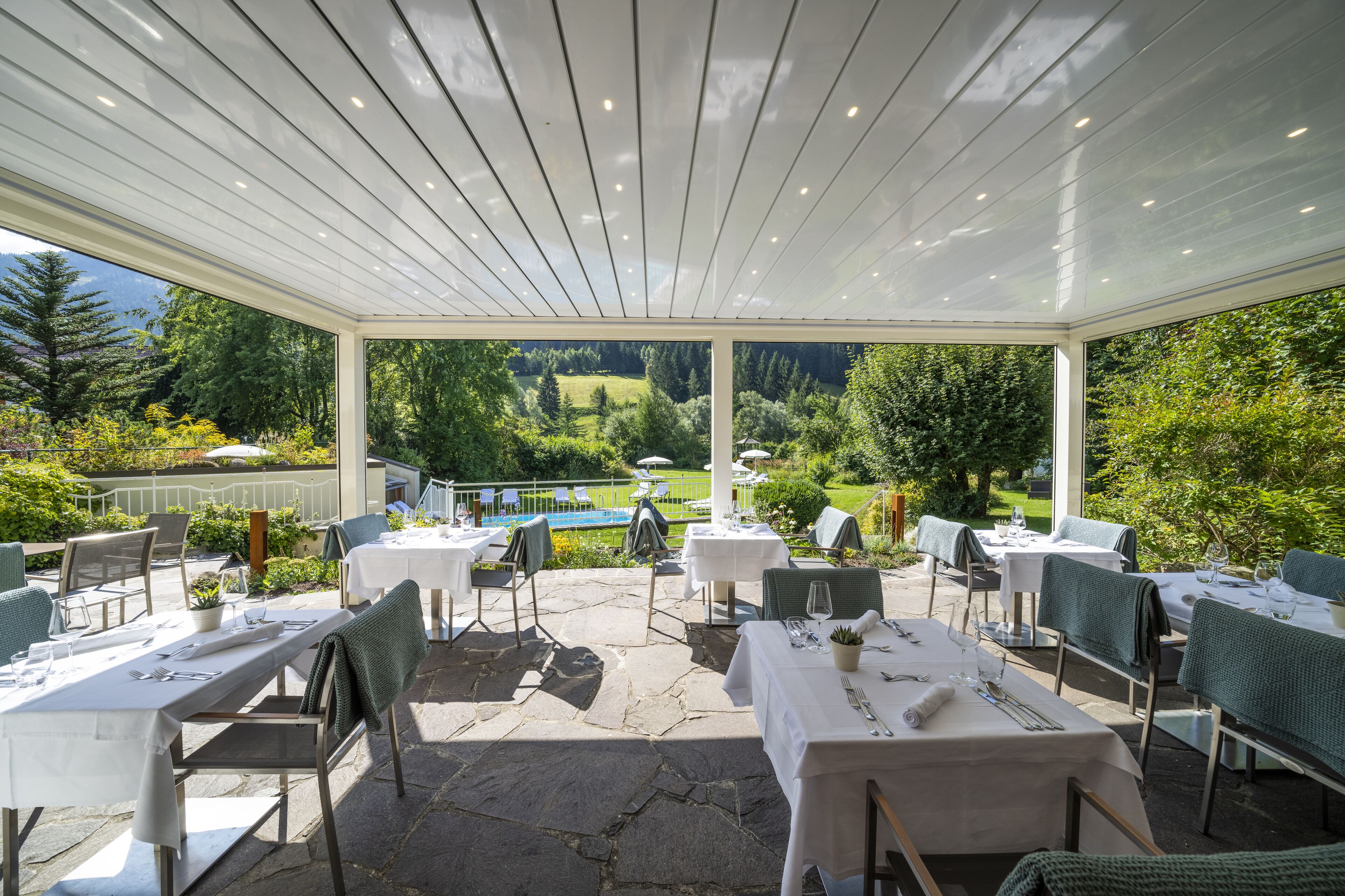 Mặt tiền nơi lưu trú