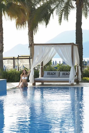Sun deck. Alaaddin Beach Hotel - Adults Only