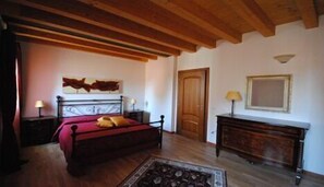 Soundproofing, iron/ironing board, free WiFi - Alberghiera Venezia (Venice)