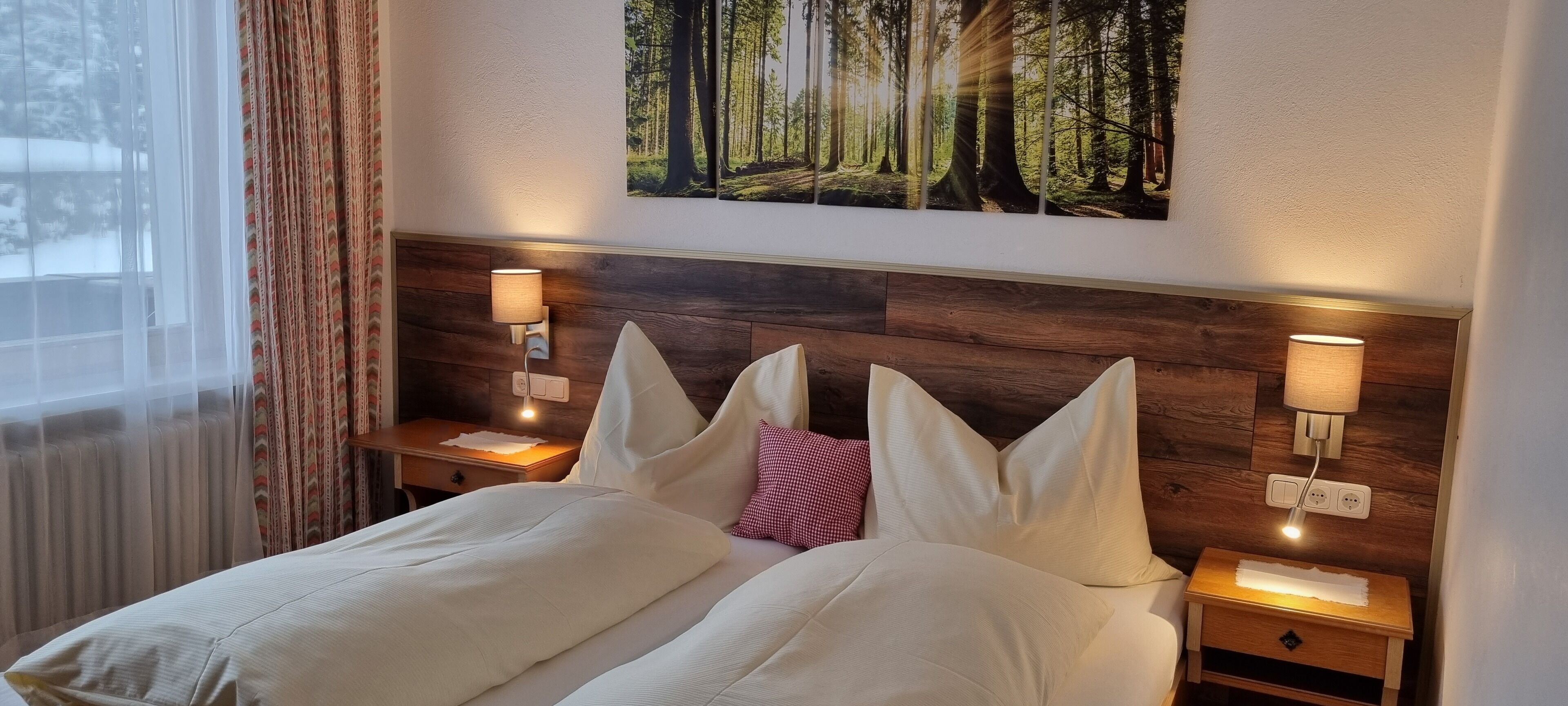 Klassieke tweepersoonskamer, niet-roken | Een kluis op de kamer, gratis wifi