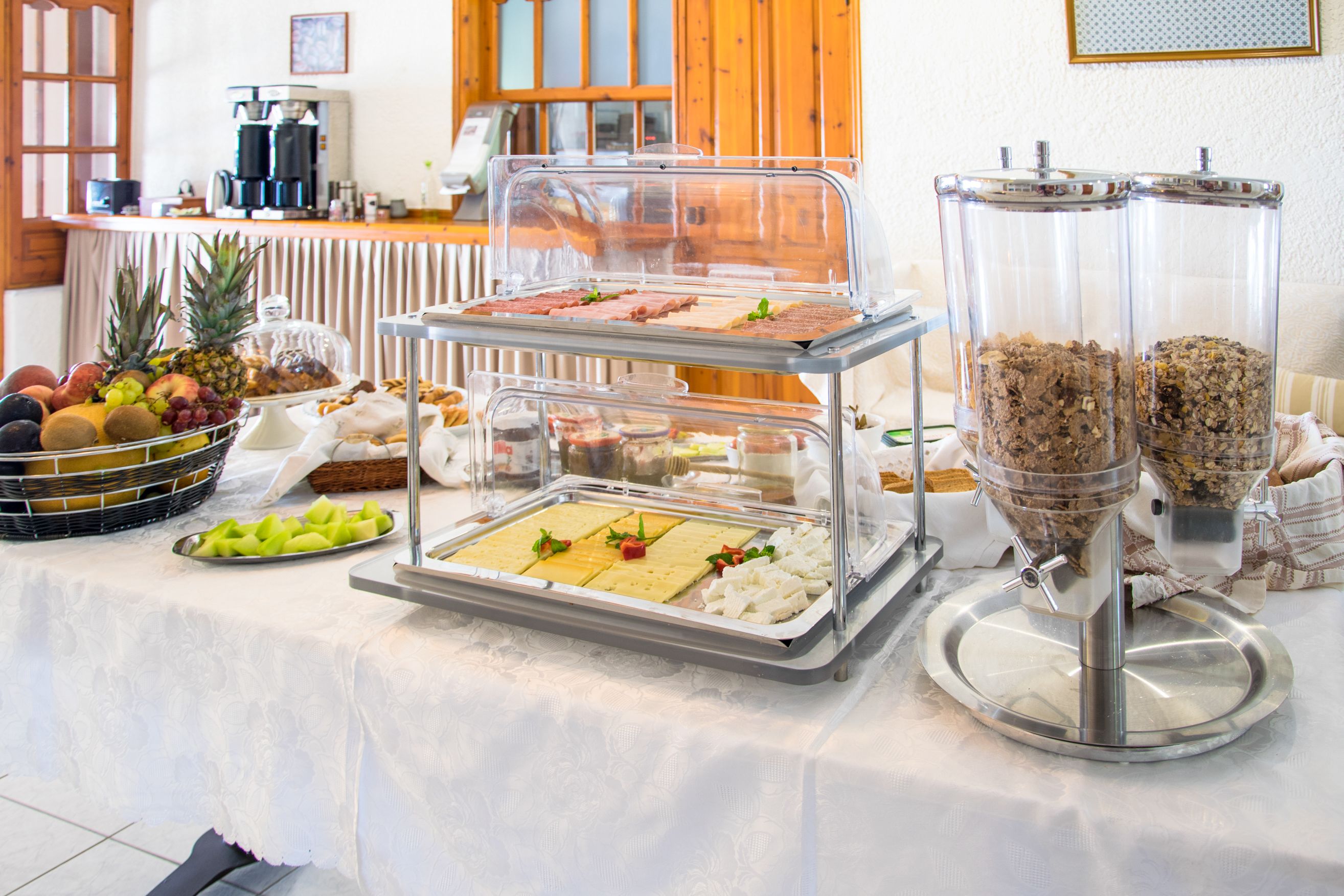 daily buffet breakfast (eur 13.00 per person)