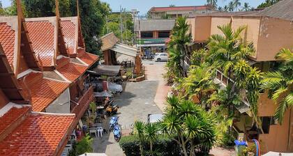 Grand Thai House Resort