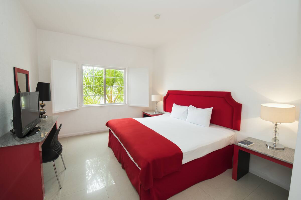 Habitación estándar | Wifi gratis, despertador y ropa de cama