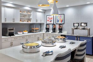 Free daily continental breakfast