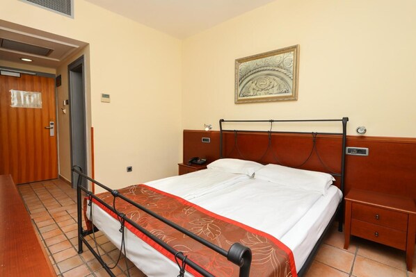 In-room safe - Splendido Hotel (Kotor)