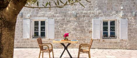 Servei de restauració a l'aire lliure