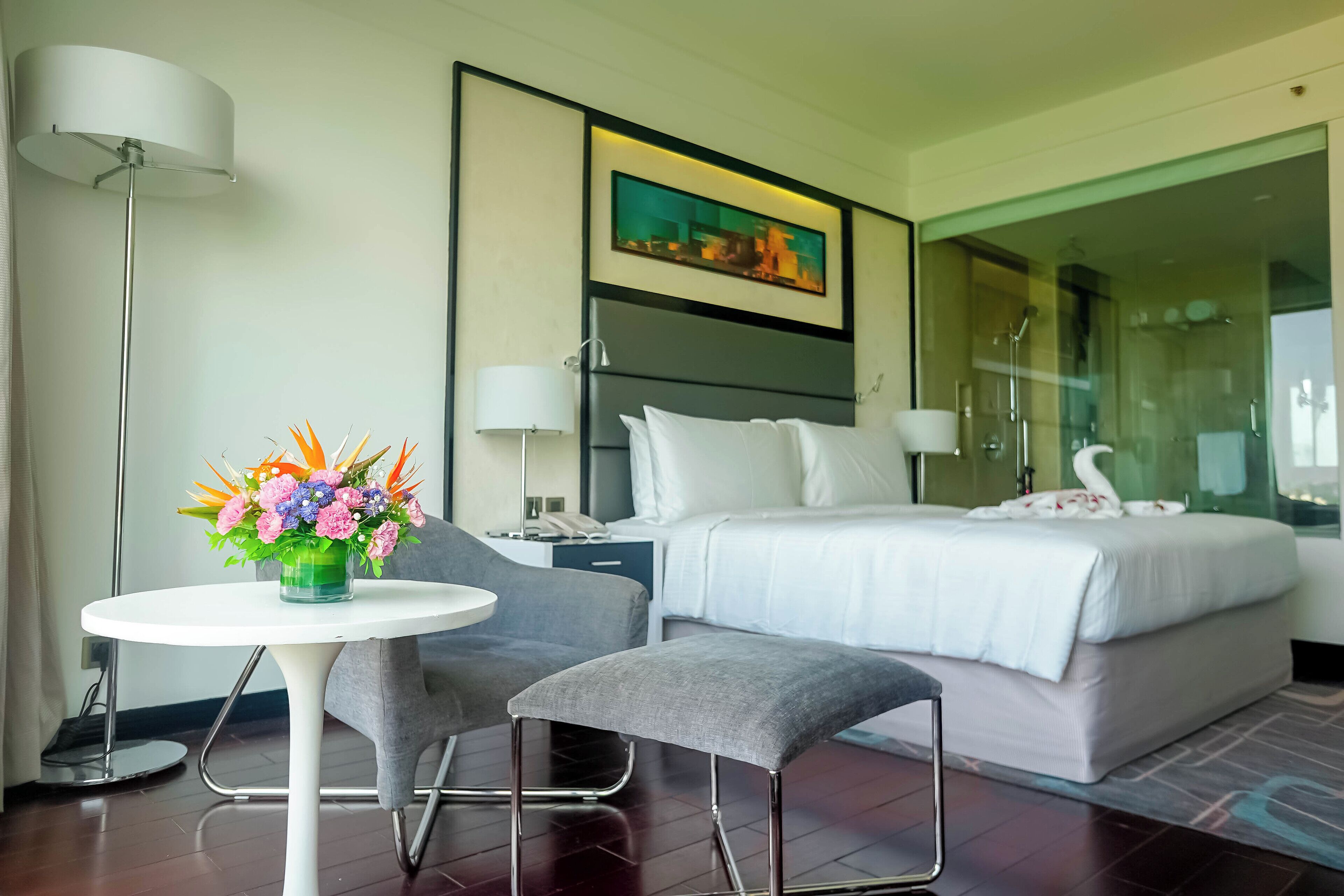 Standard Room, 1 King Bed, Accessible | 1 bedroom, Egyptian cotton sheets, premium bedding, memory foam beds