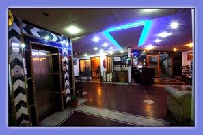 Sala de estar en el lobby