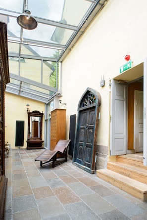 Vestibule
