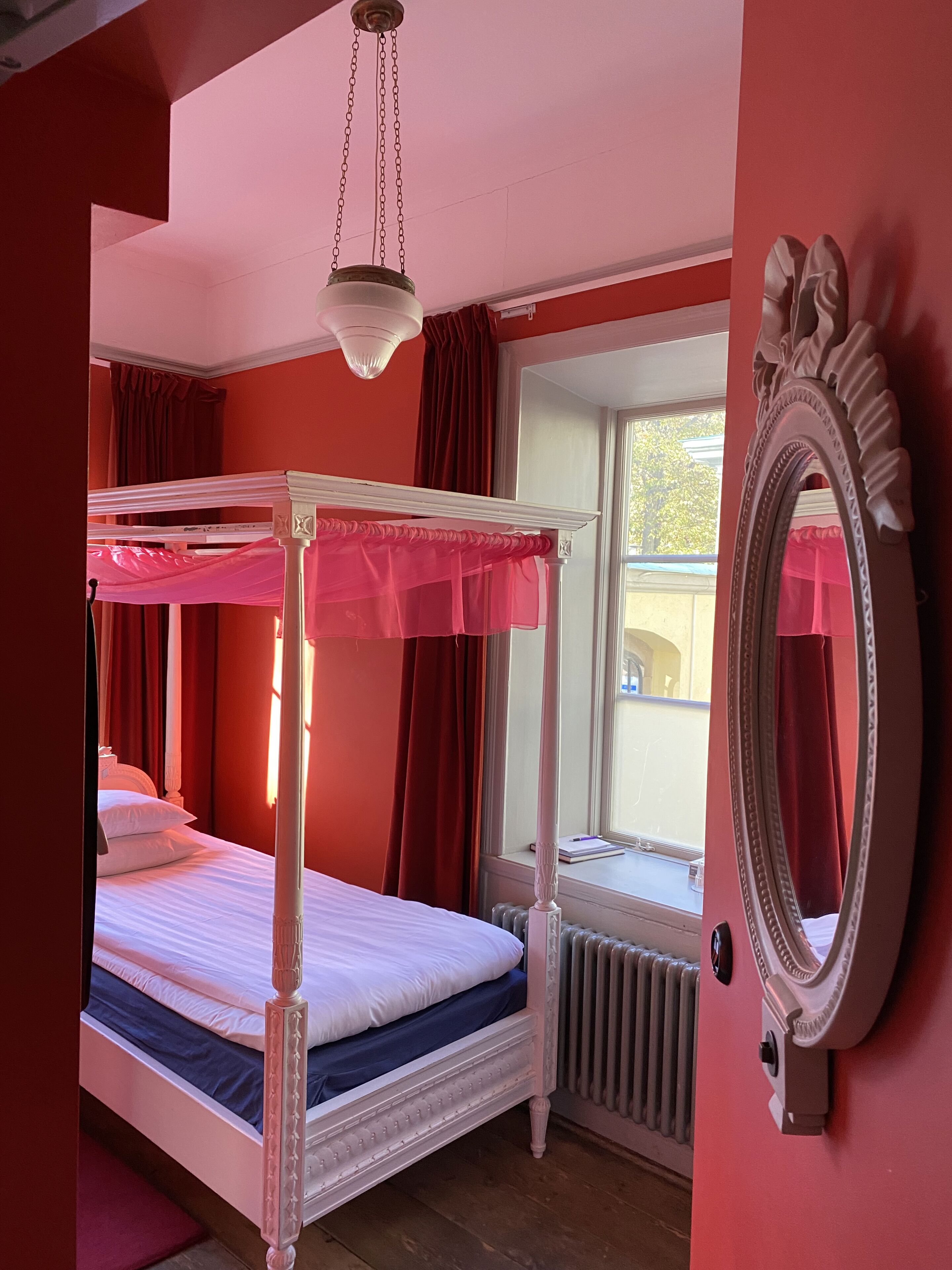 standard single room, 1 single bed (140cm) | desk, free wifi, bed sheets