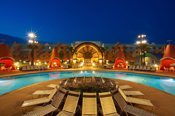 3 outdoor pools