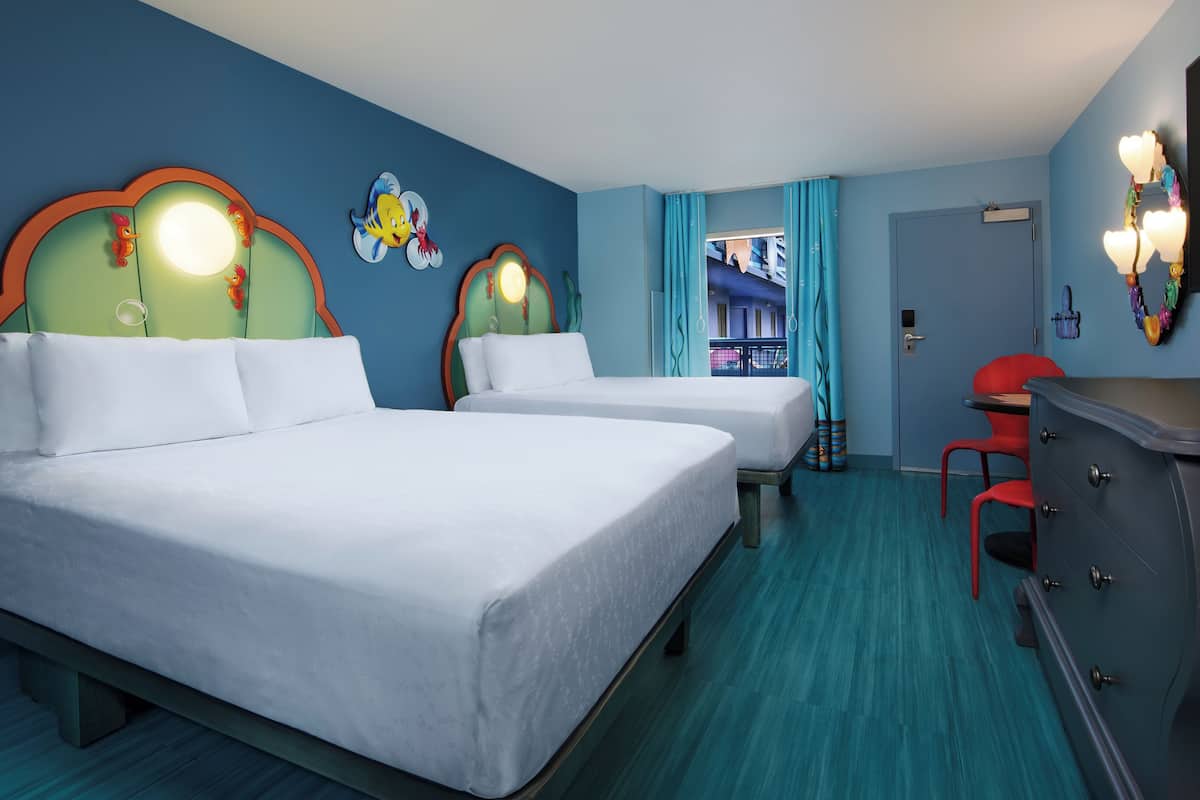 In-room safe, desk, laptop workspace, blackout drapes