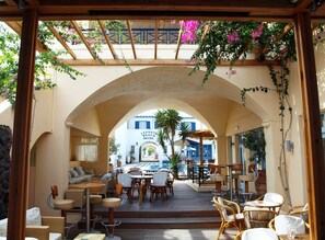 Desayuno buffet incluido todos los días 