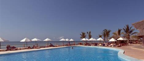 2 outdoor pools, pool umbrellas, sun loungers