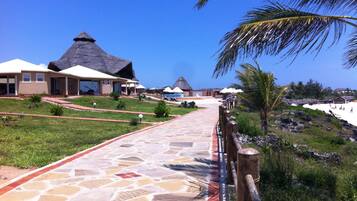 Enceinte de lâhĂ©bergement