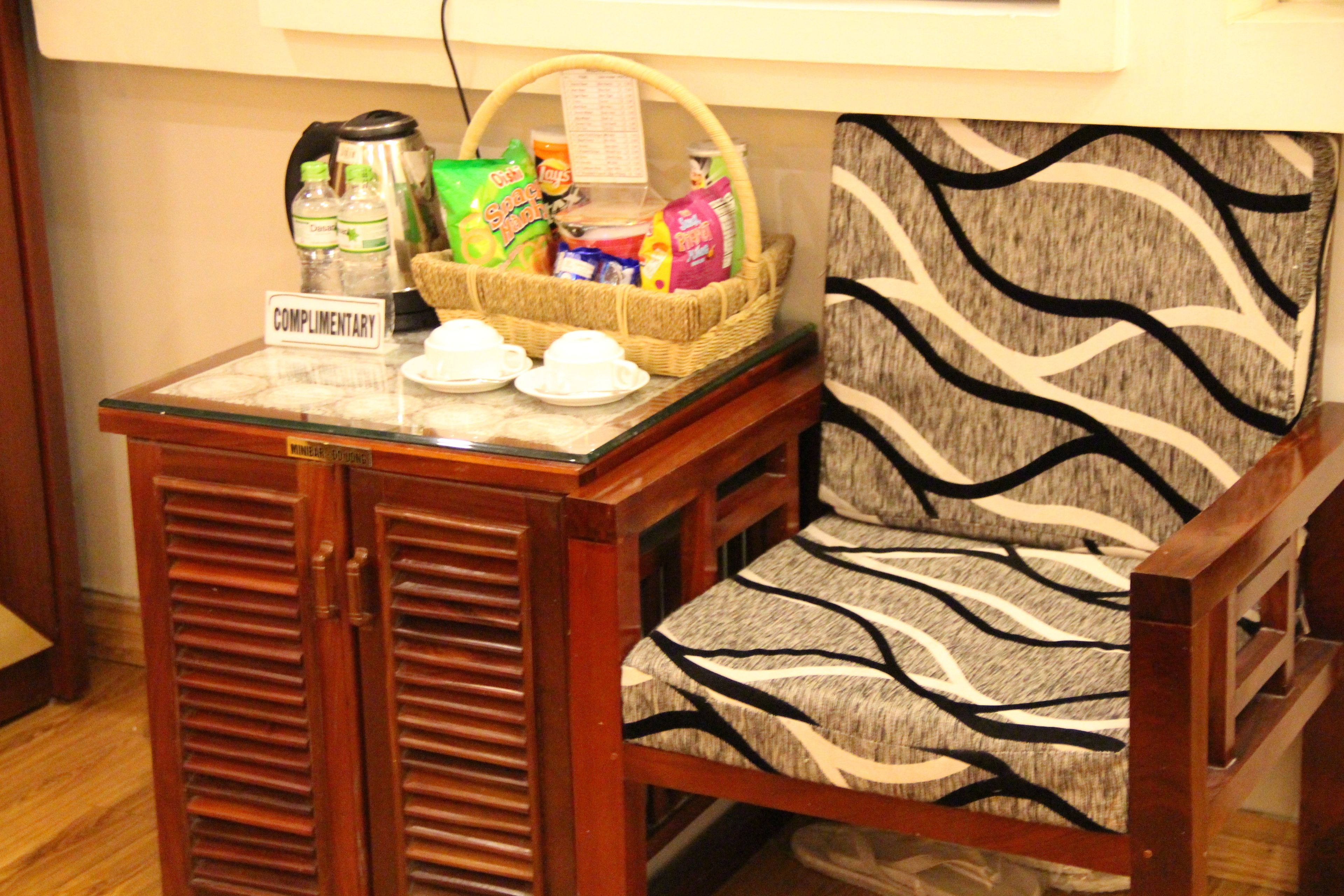 superior room | minibar