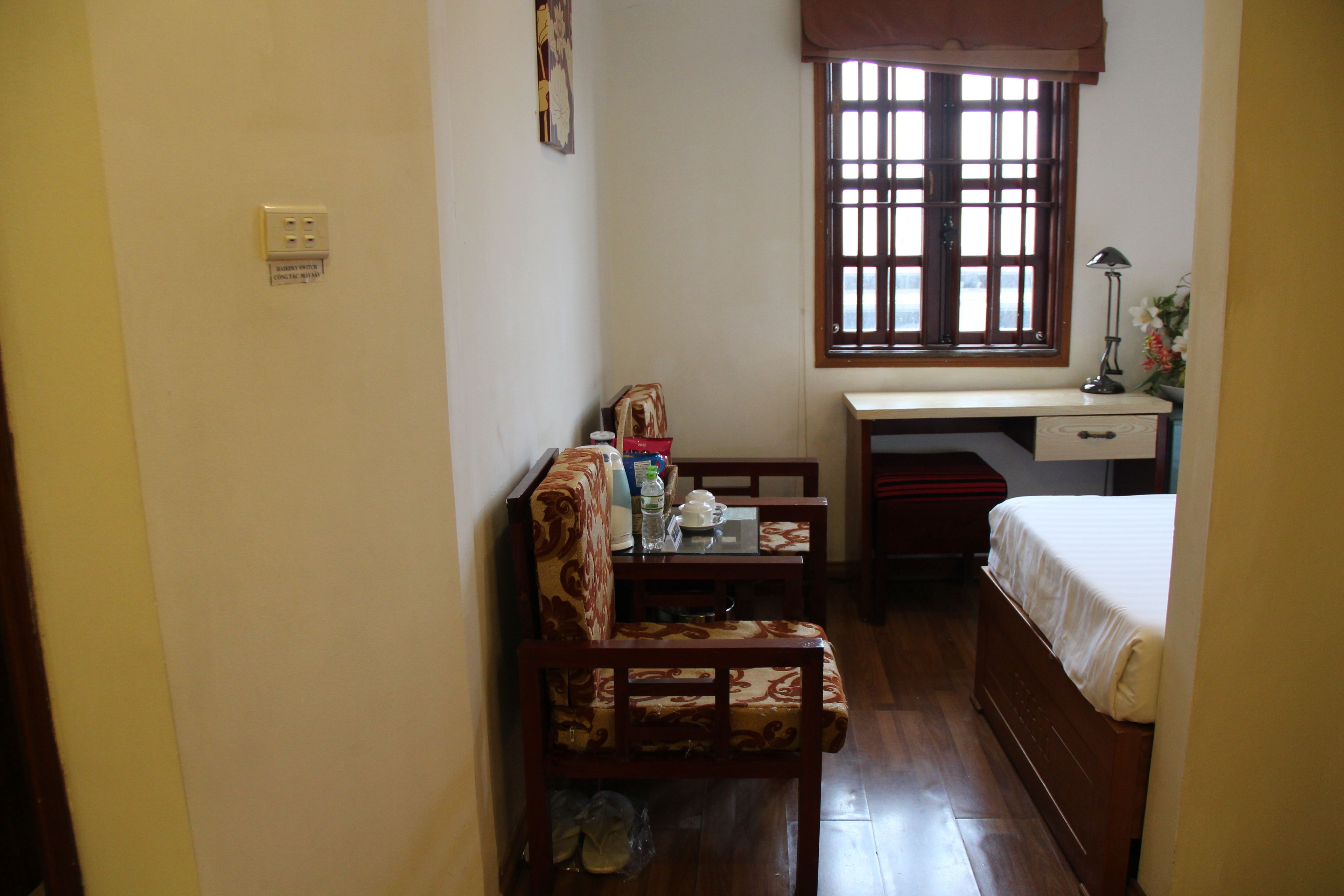 junior suite | minibar, in-room safe, desk, iron/ironing board