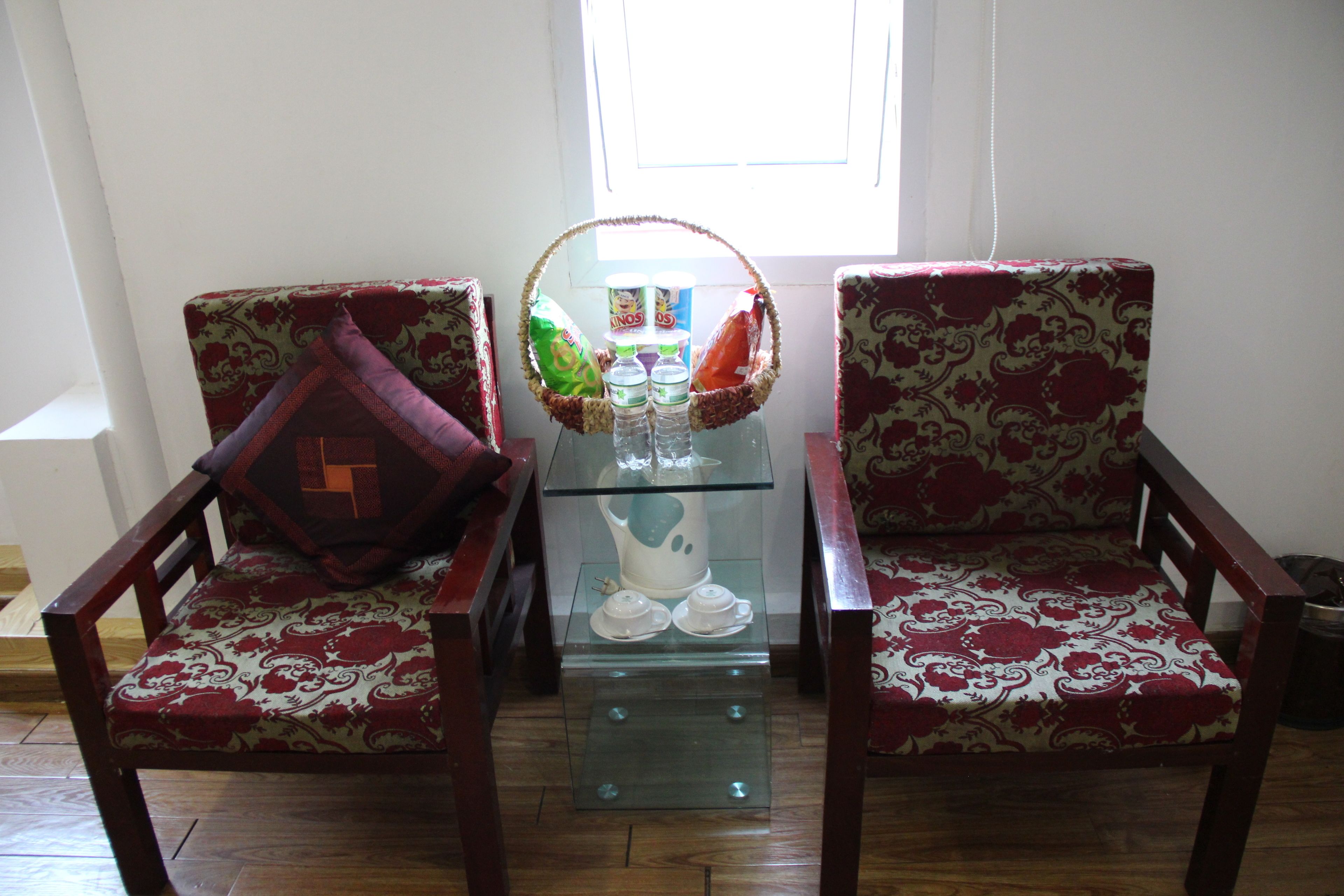 family room, 2 double beds | minibar