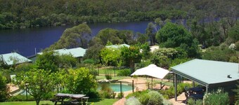 Gipsy Point Lakeside