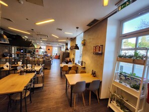 Local and international cuisine - Hotel Amfiteatar (Pula)