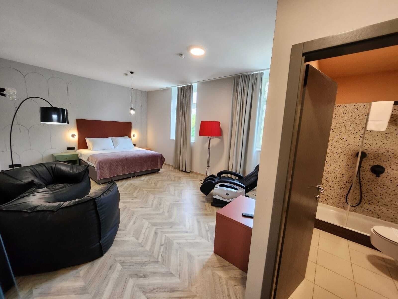 In-room safe, soundproofing, rollaway beds, free WiFi