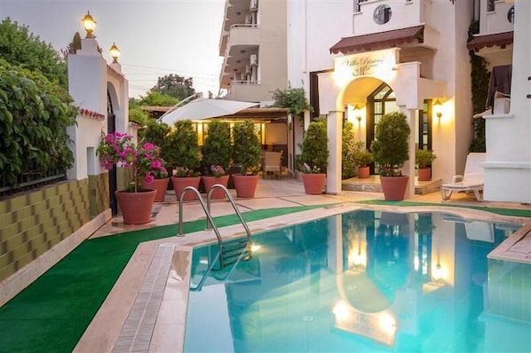 Outdoor pool - Villa Princess (Marmaris)