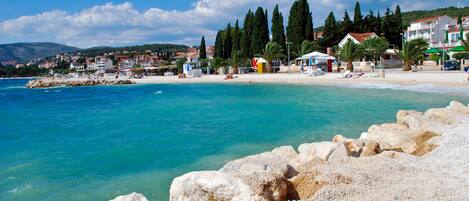 Plage à proximité, snorkeling, pêche sur place