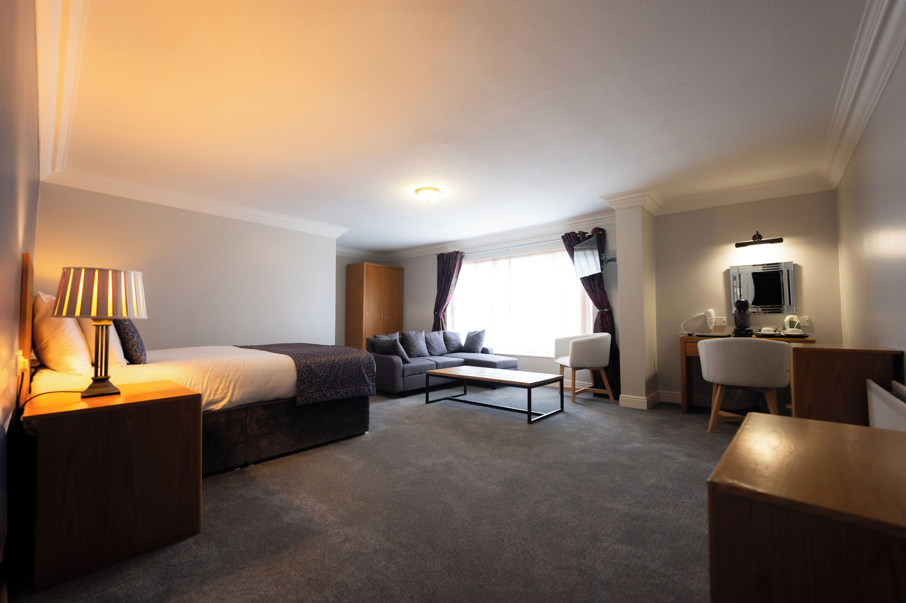 superior room | desk, laptop workspace, free wifi, bed sheets