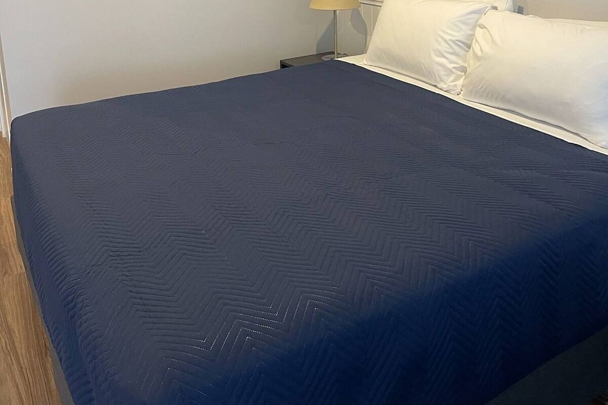 Laptop workspace, free WiFi, bed sheets