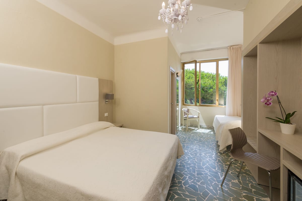 Comfort Double or Twin Room, 1 Bedroom, Garden View | Minibar, in-room safe, desk, free WiFi