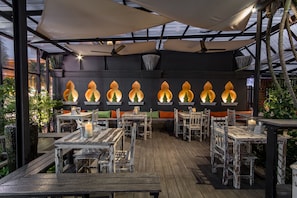 Bar (on property) - City Dance Hotel (Koh Samui)