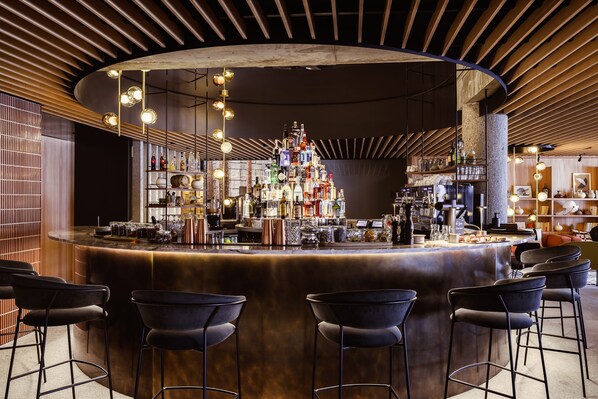 Bar lounge
