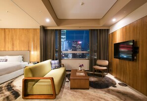 純净驚艷套房一大床 | 起居區