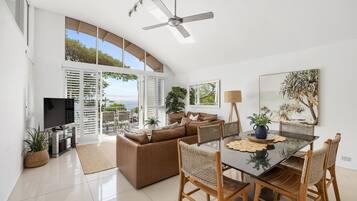 3 bedrooms, premium bedding, individually decorated