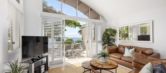 Noosa Outrigger Beach Resort