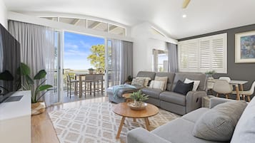 3 bedrooms, individually decorated, individually furnished