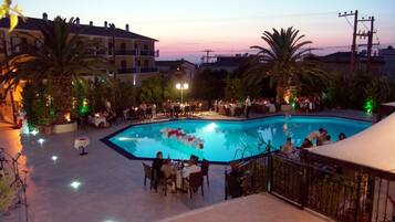 Piscina all'aperto