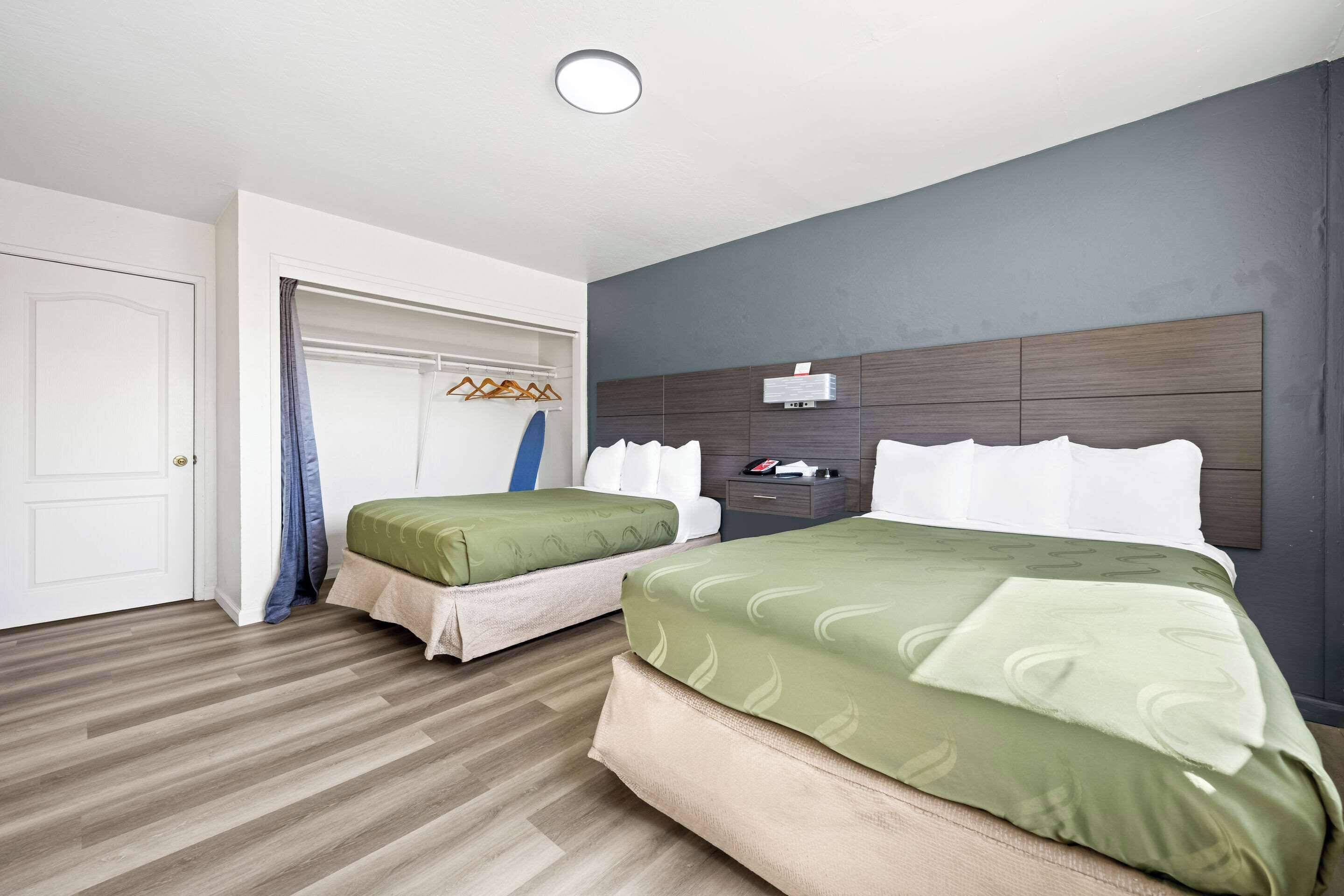 Foto - Econo Lodge Inn & Suites Heavenly Village Area