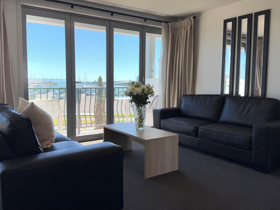 Premium bedding, laptop workspace, iron/ironing board, cots/infant beds