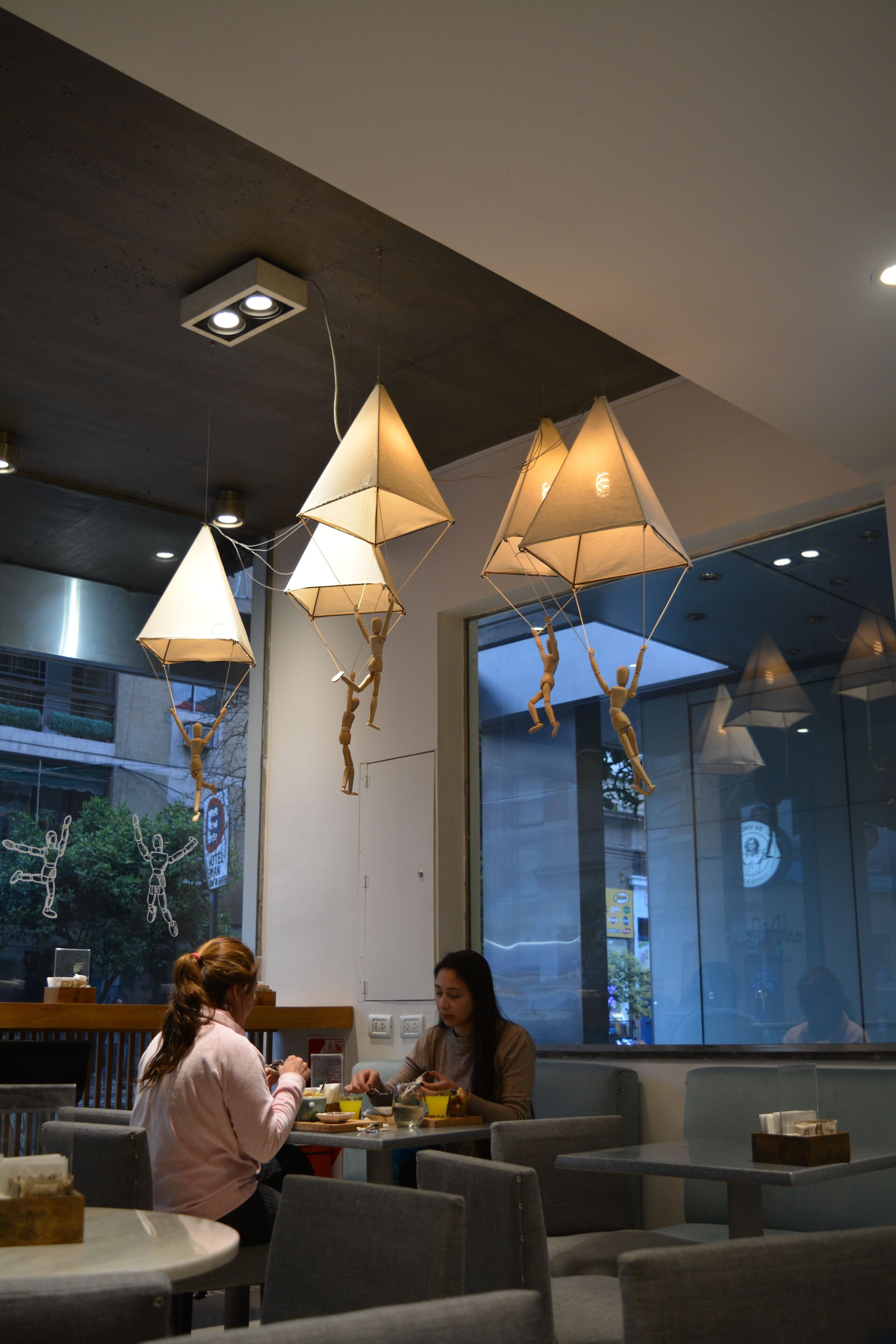 breakfast, lunch and dinner served