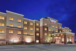Exterior - Fairfield Inn & Suites Kearney (Kearney)