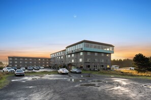 Exterior - Adrift Hotel (Long Beach)