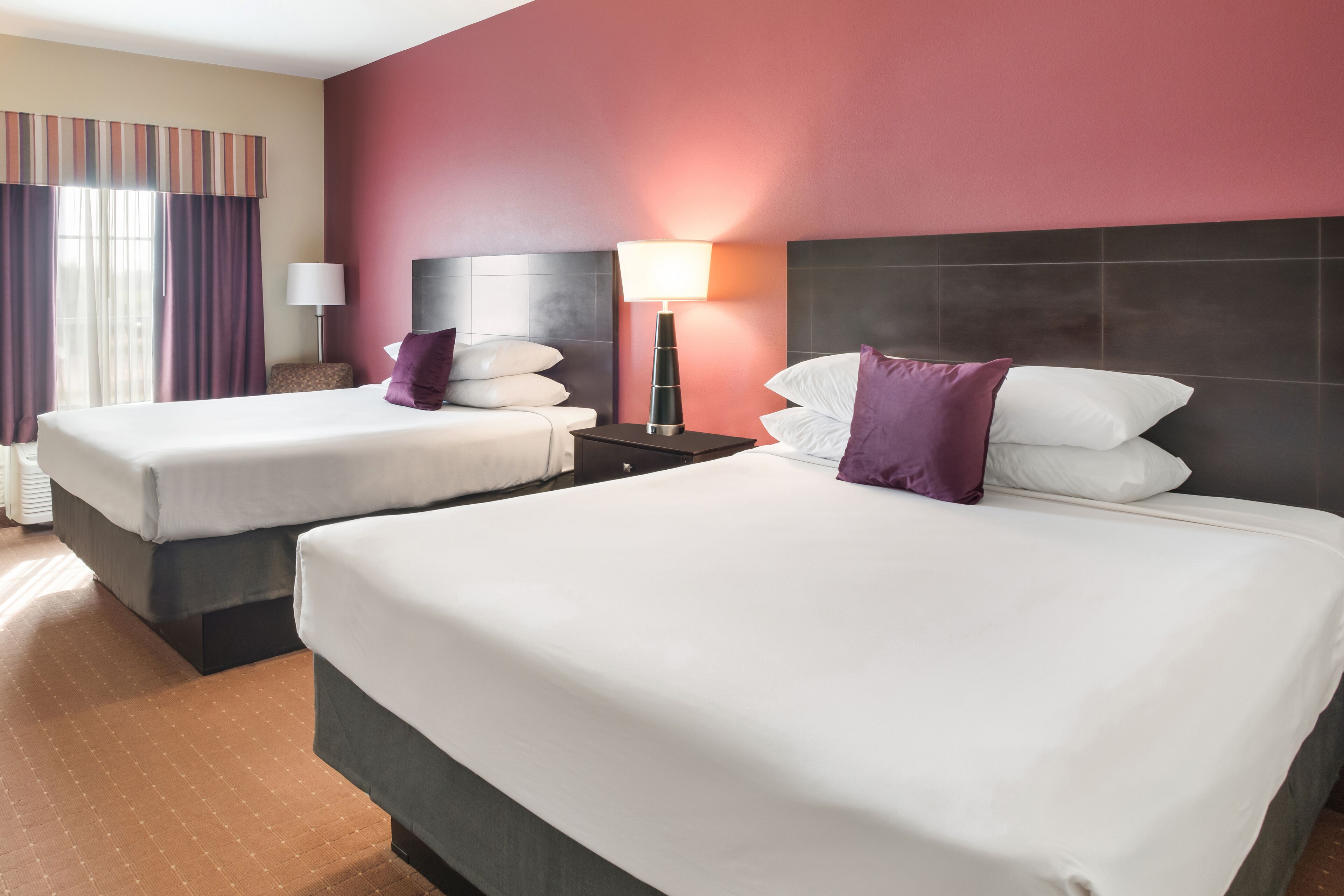 desk, rollaway beds, free wifi, bed sheets