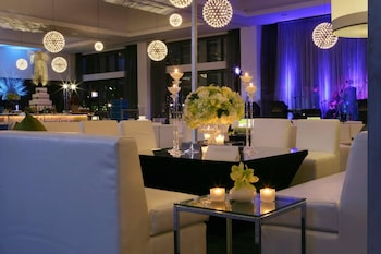 Meeting space at Radisson Blu Aqua Hotel Chicago