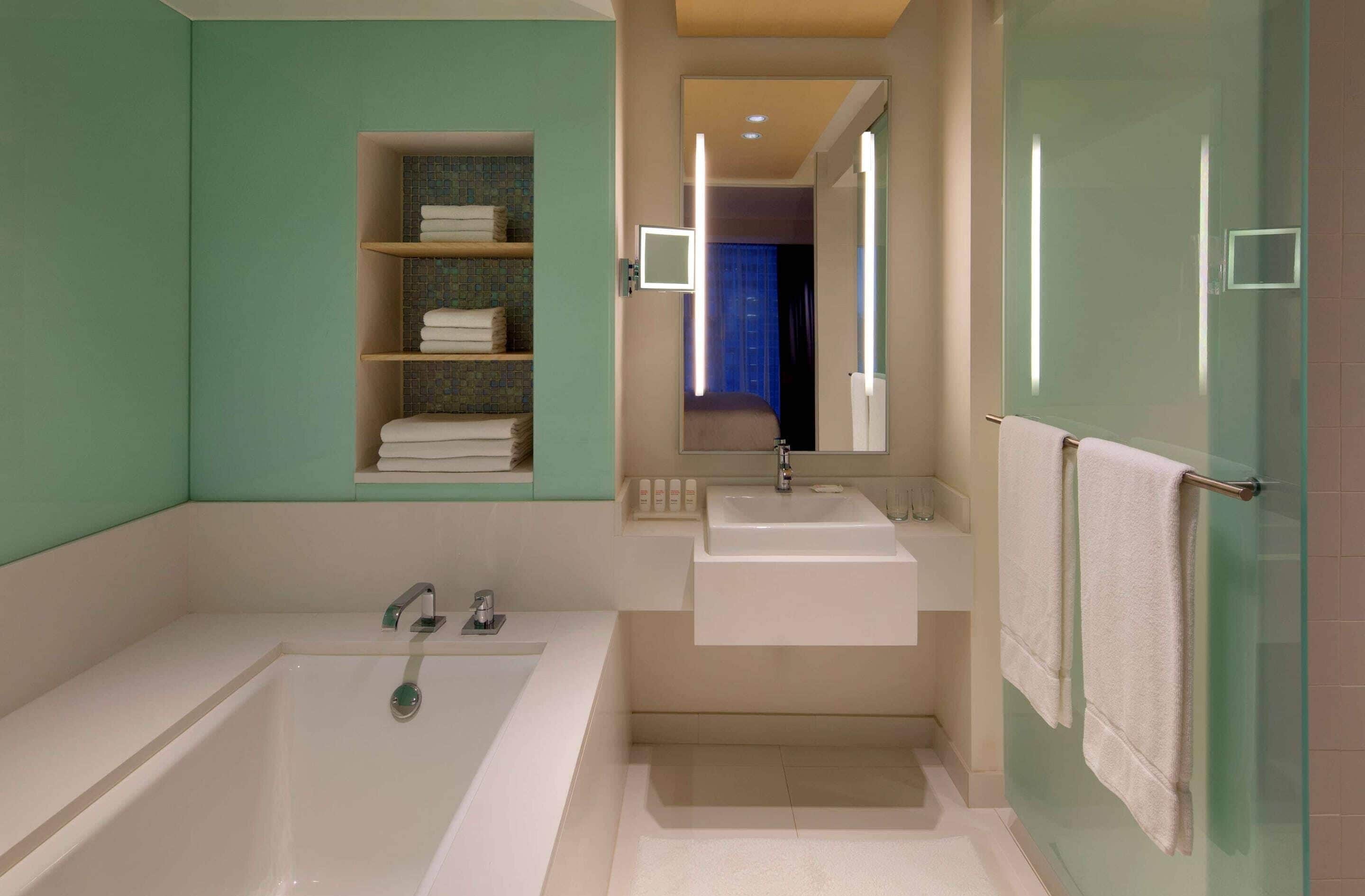 Hypo-allergenic bedding, minibar, in-room safe, desk