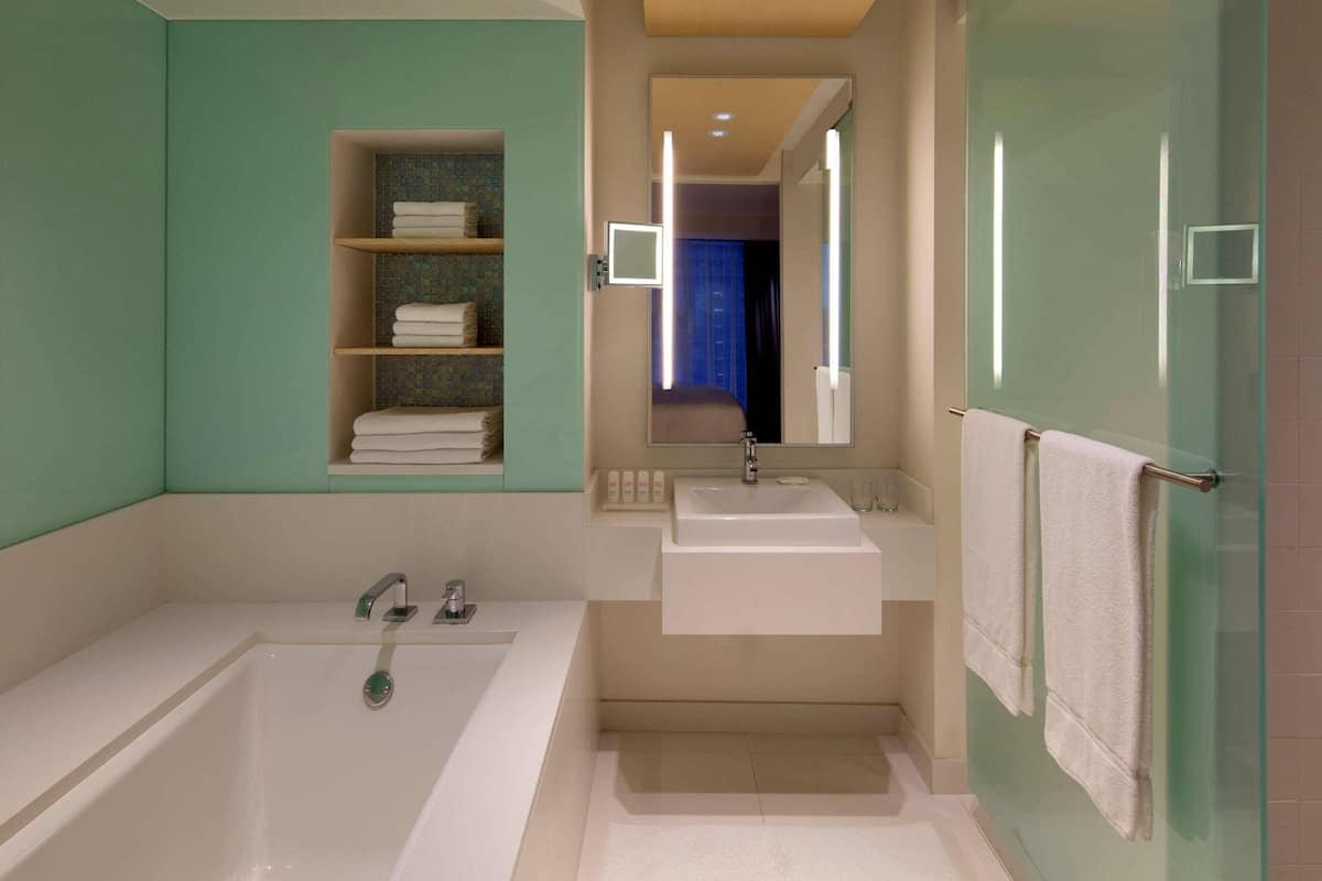 Literie hypoallergénique, minibar, coffre-fort pour ordinateur portable