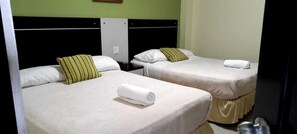 Economy Double or Twin Room | Free WiFi, bed sheets - Hotel Dos Mares (Panama City)