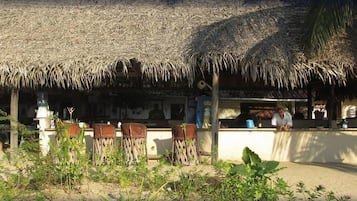 Bar (en la propiedad)