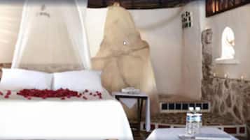 Body treatments, aromatherapy, deep-tissue massages, Swedish massages